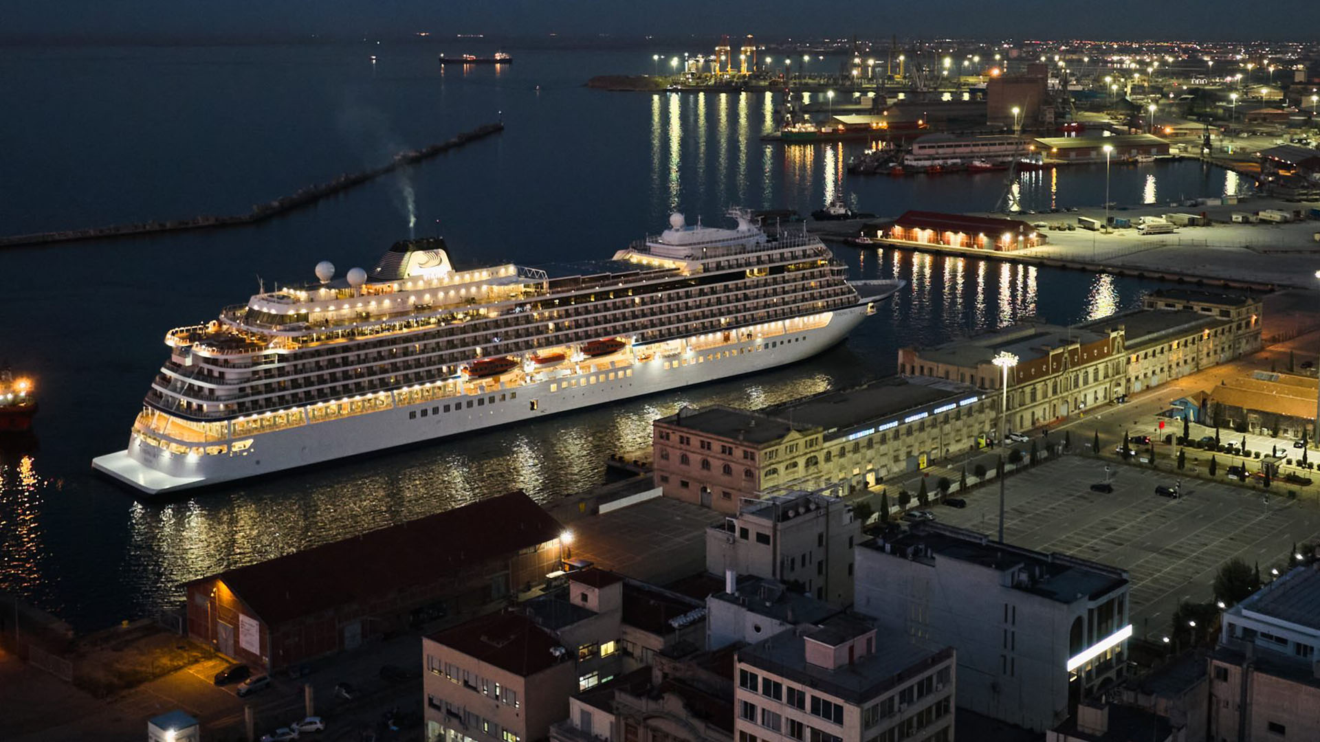 Thessaloniki welcomed today the first cruise ship for 2023